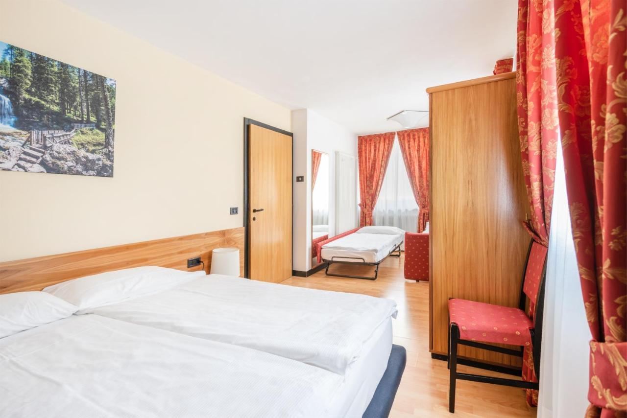 Hotel Alpina Madonna di Campiglio Exterior foto